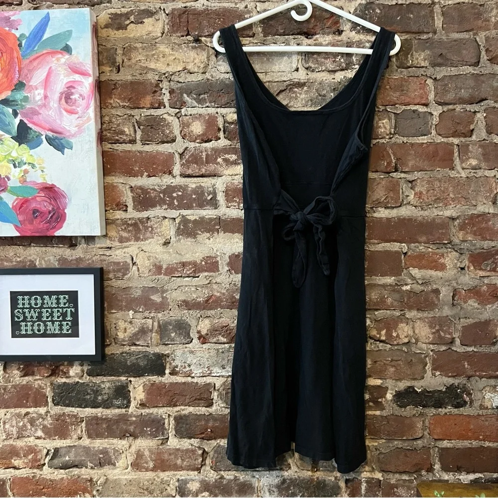 LOFT Black Sleeveless V-Neck Midi Dress - Picture 4 of 6